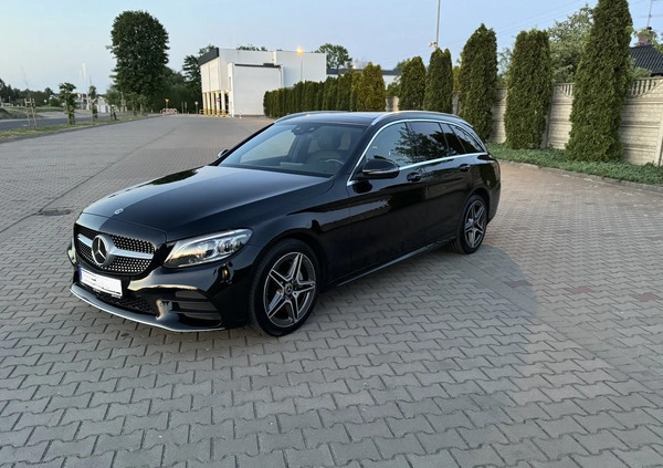Mercedes-Benz Klasa C cena 137760 przebieg: 135000, rok produkcji 2019 z Rakoniewice małe 254